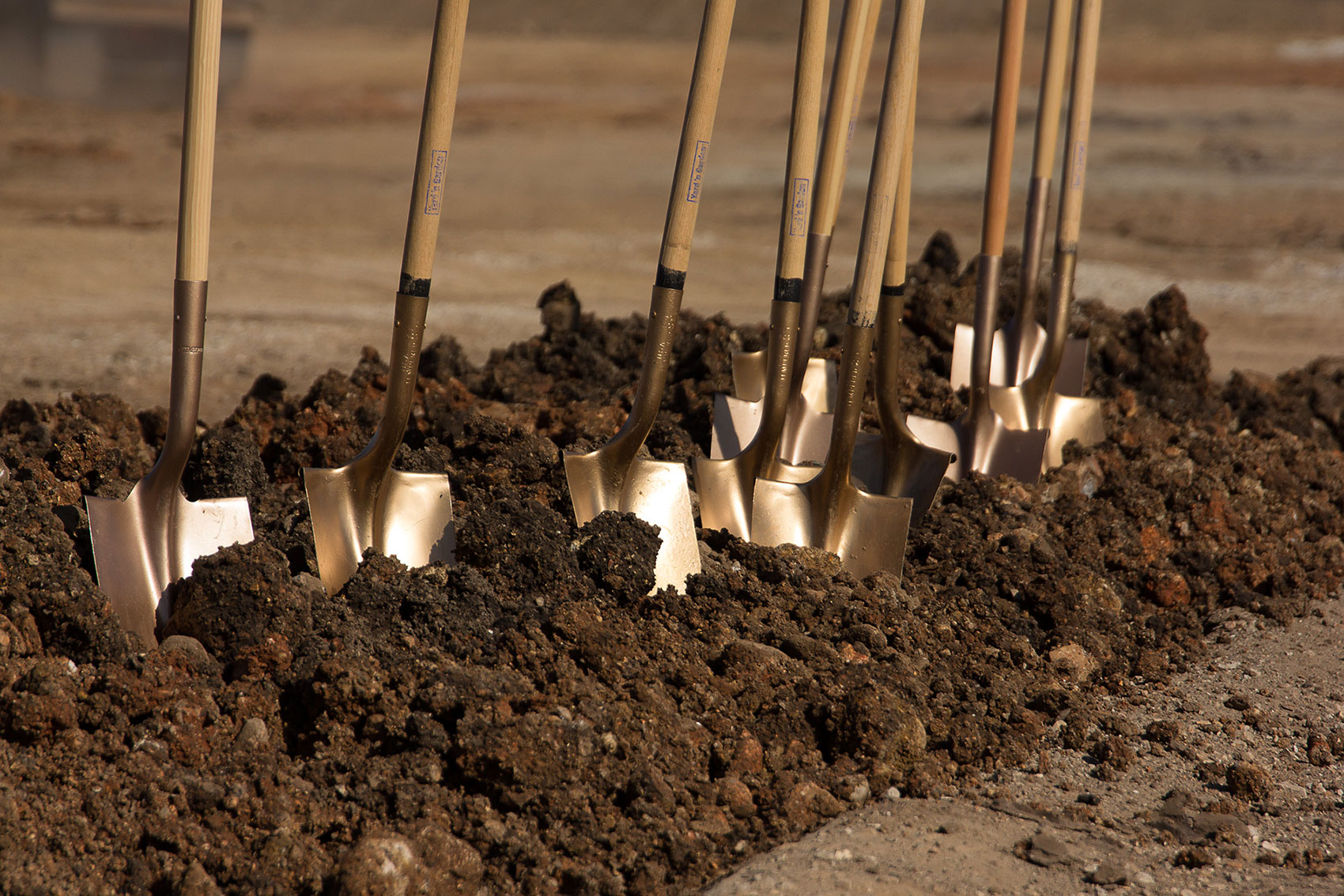 More than 50 community members attended the Memorial Hills Groundbreaking, which included a brief program with remarks by Kevin Parker, President of Parker Development, Fred Osborn, President of Joplin Re-Development Corporation, Lane Roberts, Former Chief Police of Joplin Police Department, and Robert O’Brian, President of the Joplin Area Chamber of Commerce.