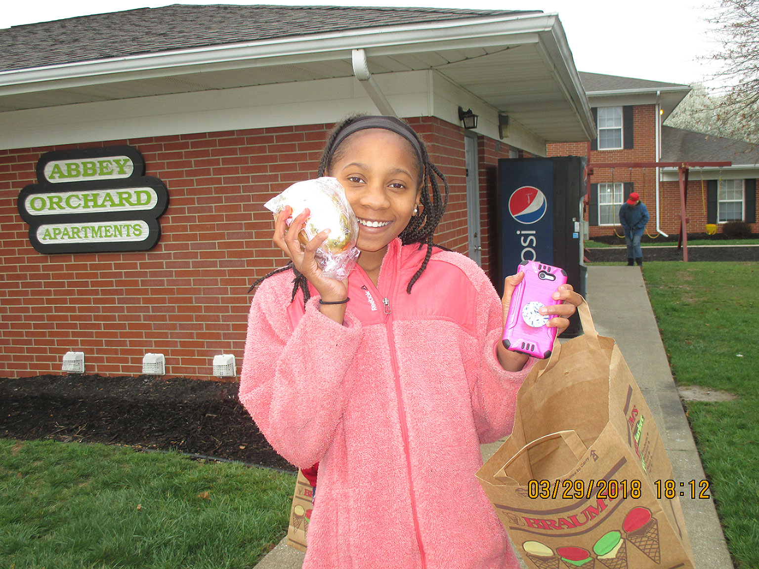 Abbey Orchard, a Fairway Management family community located in Nixa, Missouri, hosted an Easter Egg Hunt event for residents the week before Easter.