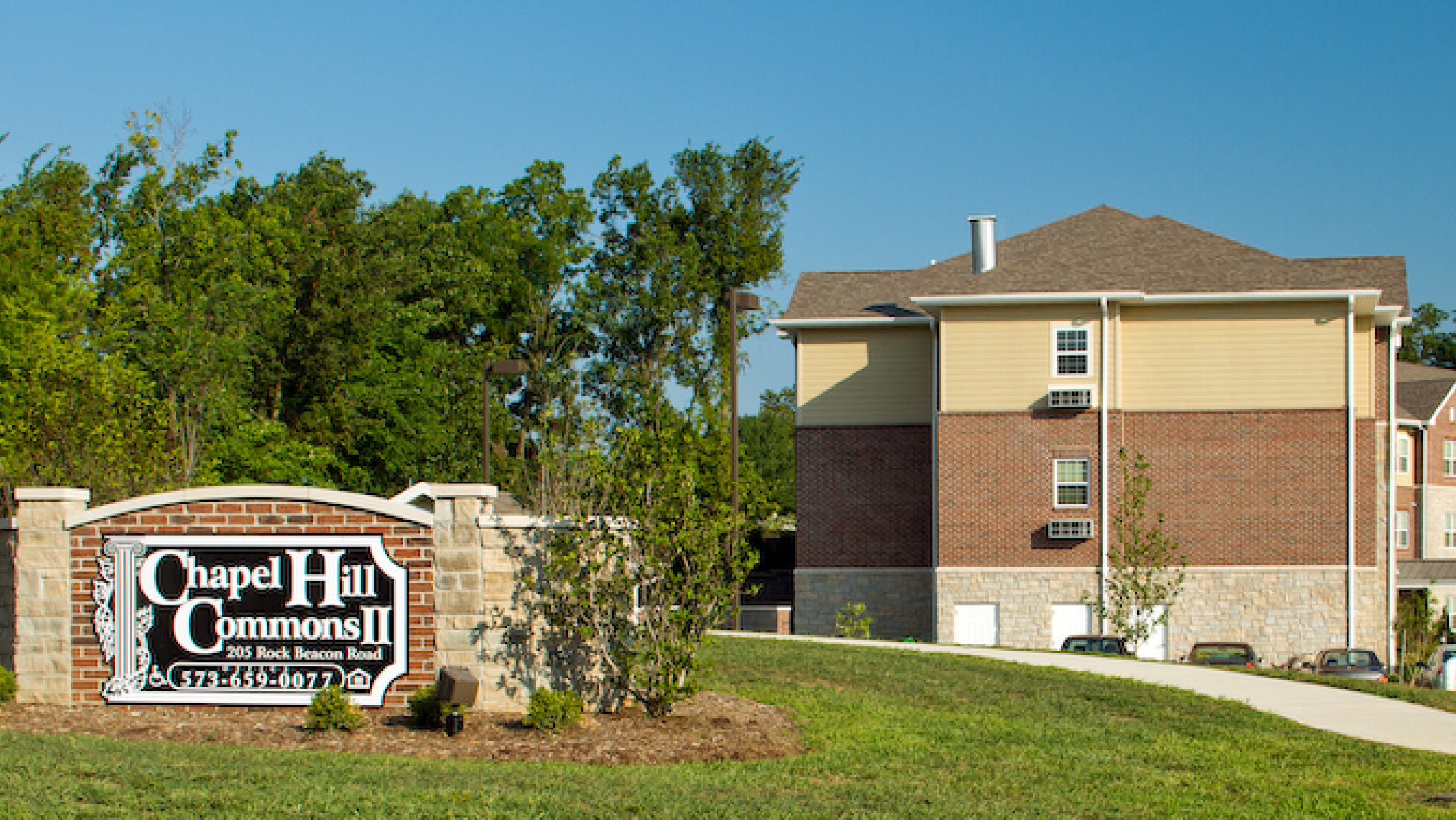 At Fairway Management’s Chapel Hill Commons communities in Jefferson City, Missouri, our residents definitely take advantage of all their amazing neighbors!